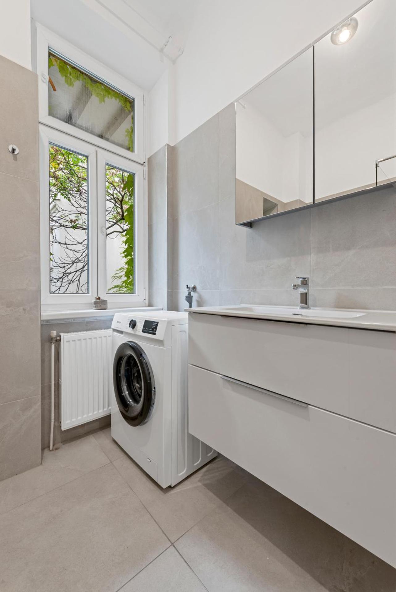 4Ty3 Apartments - Spacious Apartment In The Heart Of The 8Th District Is Calling ウィーン エクステリア 写真